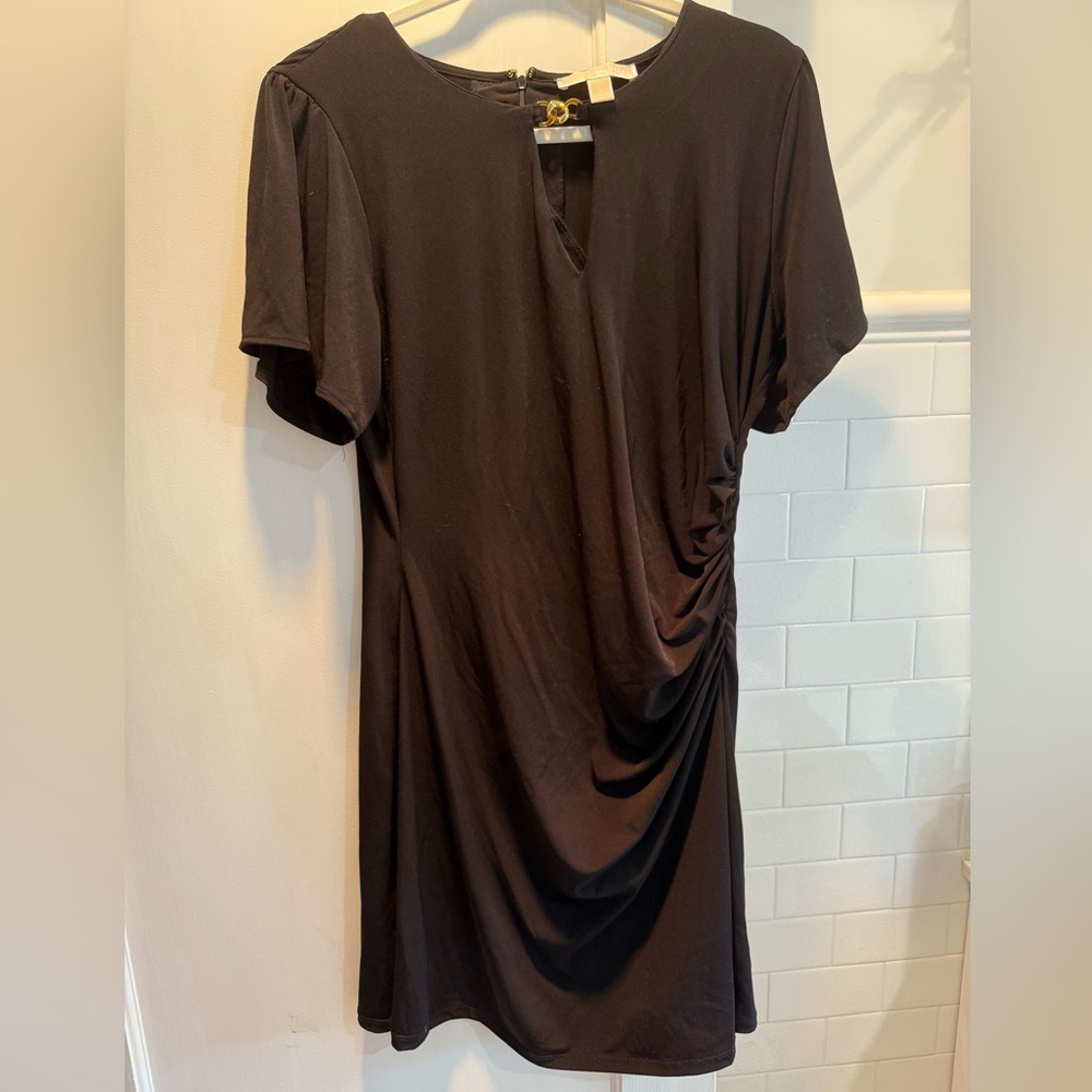Michael Kors-Matte Jersey Dress W/Gold hardware at collar, Black, Size L EUC